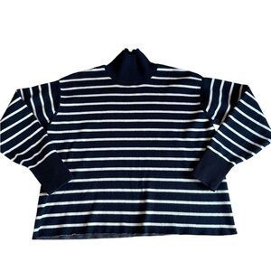 Free Assembly Women’s Navy/White Striped Turtleneck Size Small
